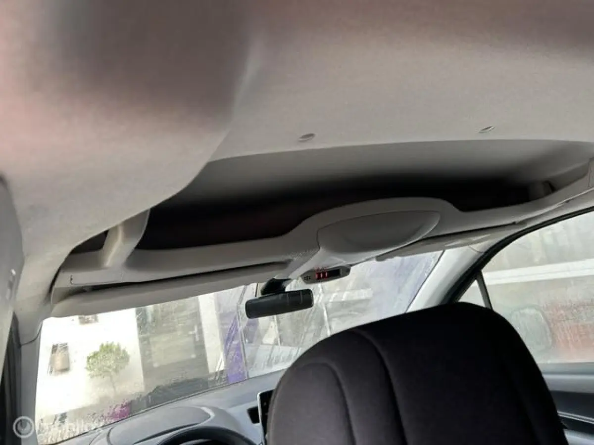 LIVE * AIRCO * NAVIGATIE * LANE ASS * CC *