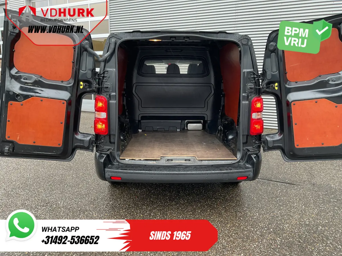 2.0 MJ 180 pk Aut. DC Dubbel Cabine Carplay/ Xenon/ Climate/ Navi/ Cruise/ Camera/ 17’LMV/ PDC