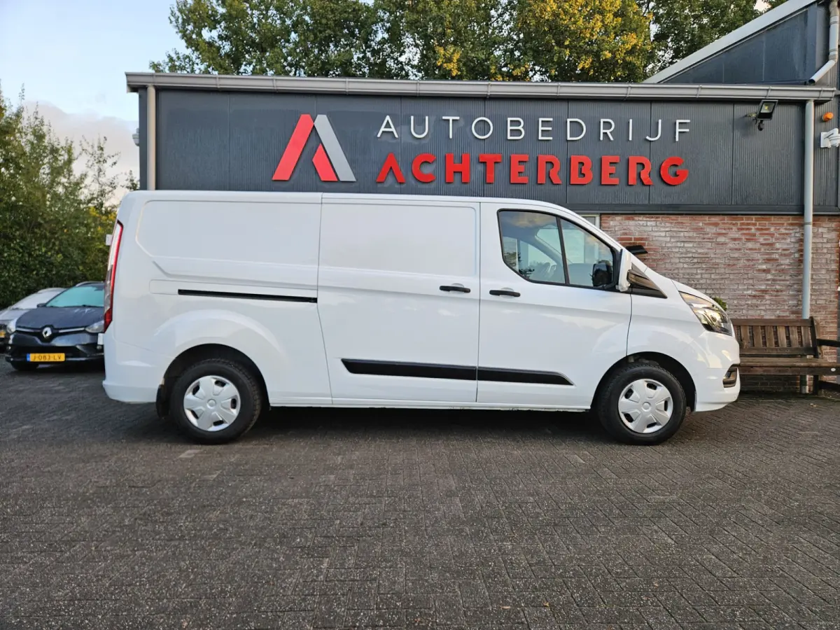 300 2.0 TDCI L2H1 Trend Trekhaak! 3-Zitplaatsen! 131PK! Mooie/Nette Bus! Airco!