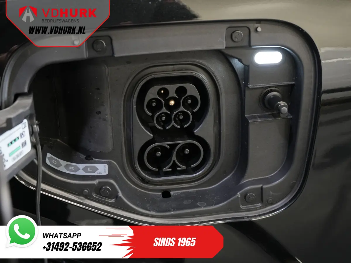 1.5 TSI e-Hybrid 272 pk VZ Limited Pano/ Elek.Trekhaak/ Sennheiser/ 360 Camera/ Matrix/ Snellader/ Elek.klep/ Head-up/ Memory/ Standkachel/ Stoelverw./ Carplay/ Adapt.Cruise/ PDC/ 20'' LMV