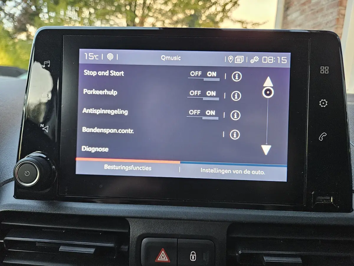 1.5D 130pk L2 1000kg Automaat! 130PK! NAP! Mooie/Nette Bus! Carplay! Camera!