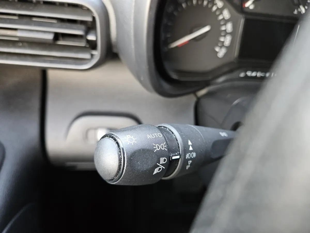 1.5D 130pk L2 1000kg Automaat! 130PK! NAP! Mooie/Nette Bus! Carplay! Camera!