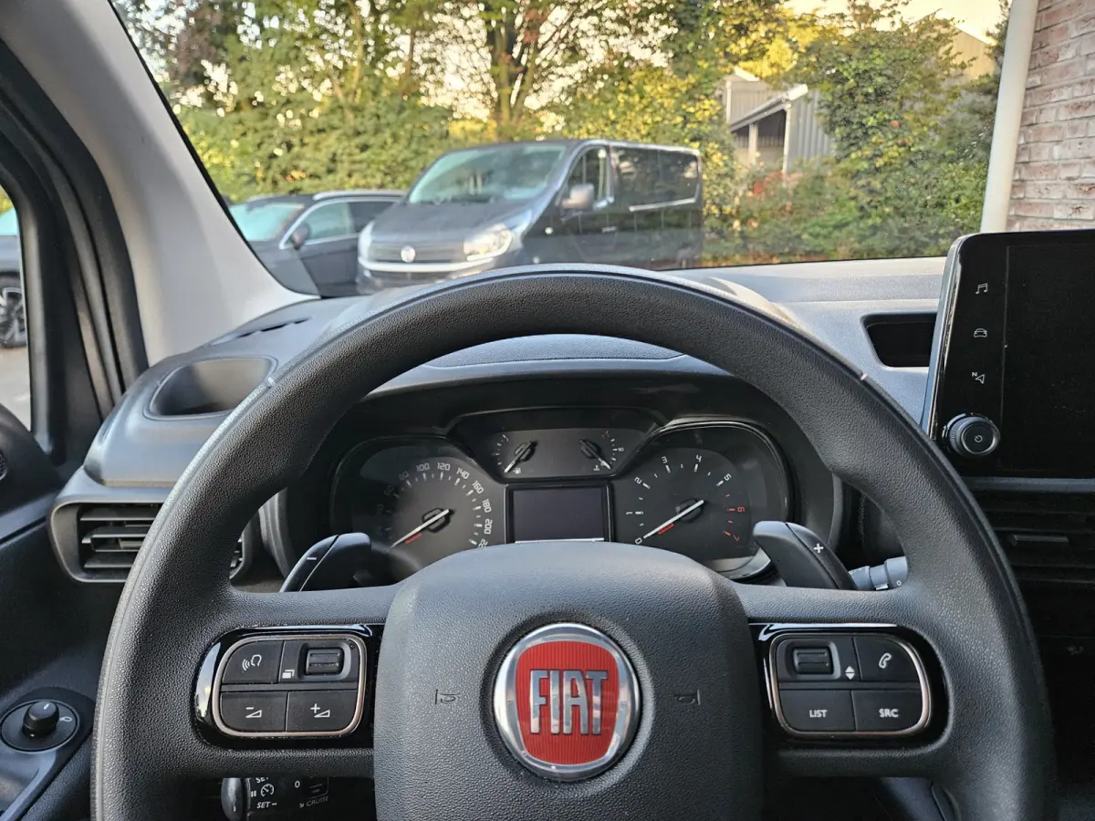 1.5D 130pk L2 1000kg Automaat! 130PK! NAP! Mooie/Nette Bus! Carplay! Camera!