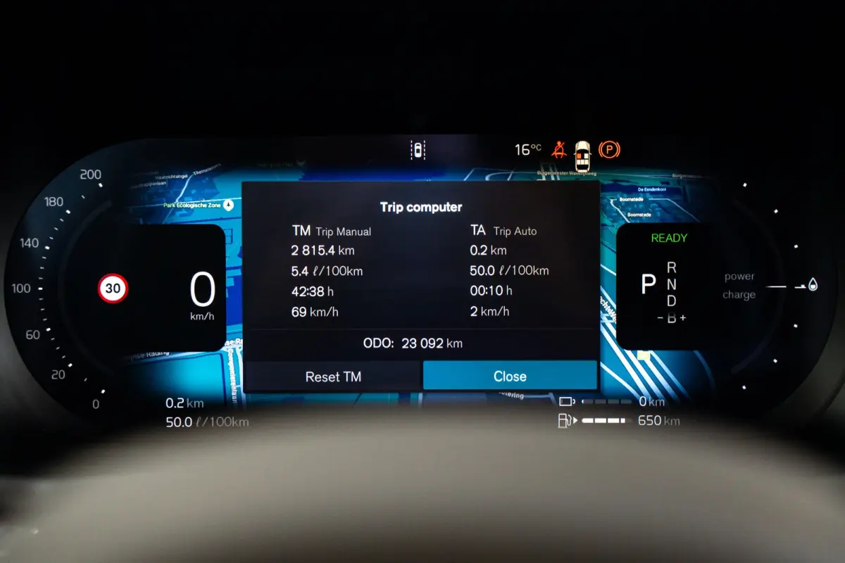 T8 455PK Plus Dark | 360 | Head-up | Trekhaak | Panoramadak | Getint Glas