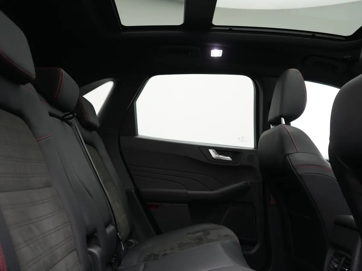 2.5 PHEV ST-Line X 225pk Dealer O.H. | SOH 89,8% | Trekhaak Af Fabriek | Panodak | Adaptive Cruise | Head Up | 360 Camera | Bang & Olufsen Audio | Alcantara Sportstoelen & Stuur Verwarmd | K