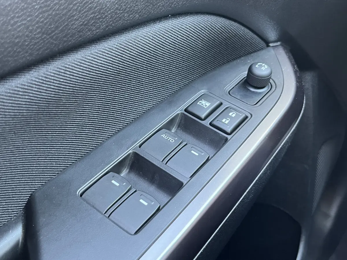 1.4 Boosterjet Smart Hybrid Select | €2.000,- voordeel | Meerdere kleuren leverbaar | Bi-Tone | Adapt. Cruise | Camera | Dodehoek | Rijstrook | Stoelverwarming | etc. etc.