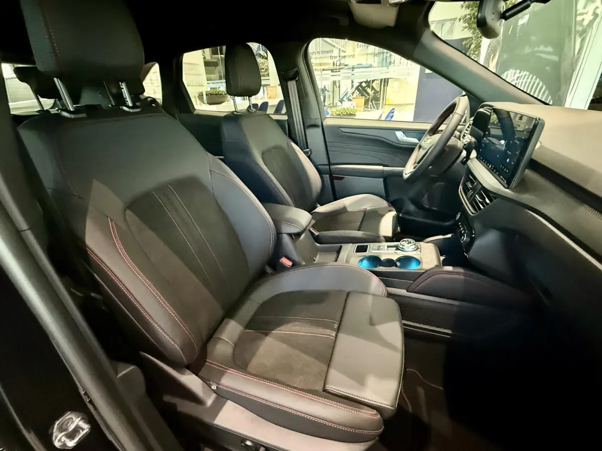 2.5 PHEV ST-Line X | Elektrische Trekhaak | Winter Pack | Adaptive Cruise | All Weather banden | B&O | Memory | 360 Graden Camera |