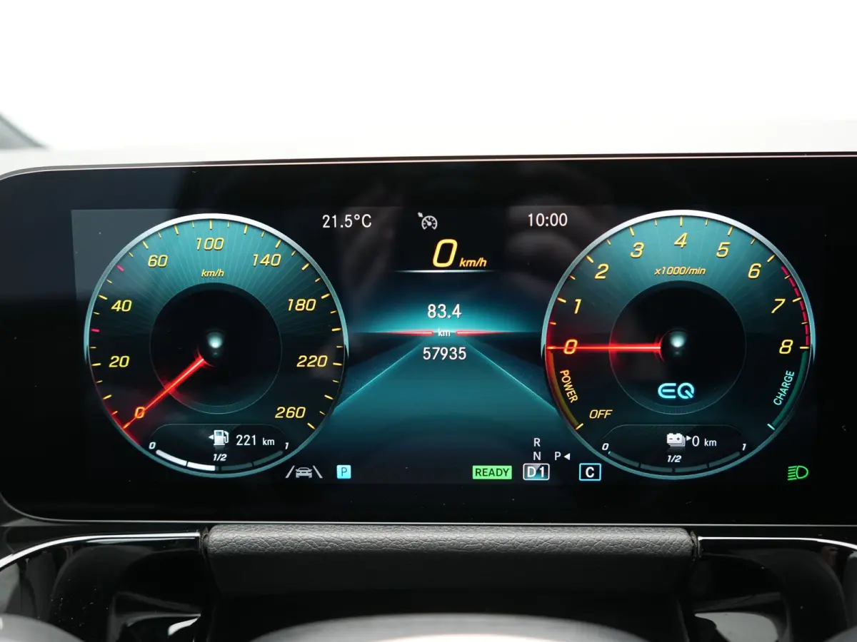 250 e Business Line PHEV 218pk Dealer O.H. | SOH 95% | Stoelverwarming | Apple Carplay | Cruise Control | Widescreen Navi | Draadloze Telefoonlader | Park Assist | Lane Assist | DAB | LED Ko
