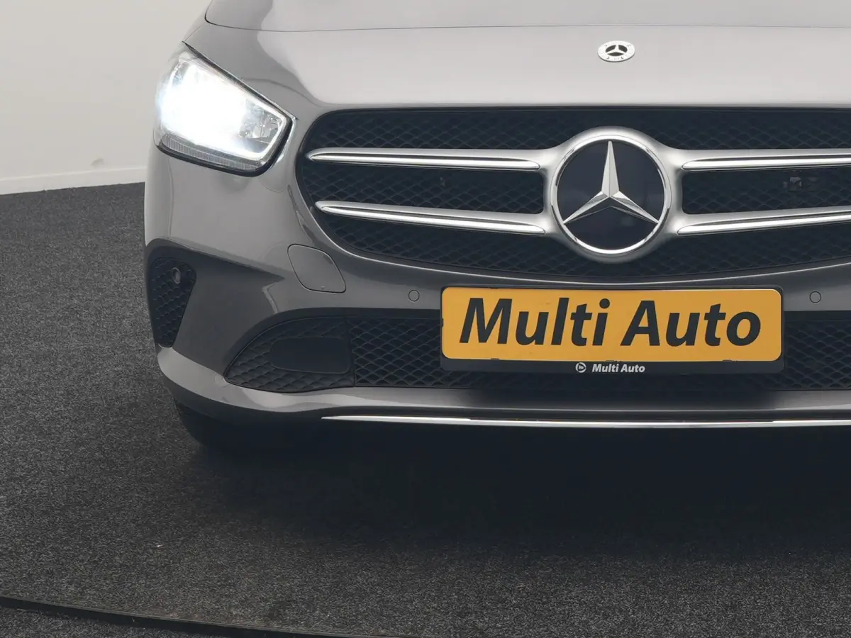 250 e Business Line PHEV 218pk Dealer O.H. | SOH 95% | Stoelverwarming | Apple Carplay | Cruise Control | Widescreen Navi | Draadloze Telefoonlader | Park Assist | Lane Assist | DAB | LED Ko