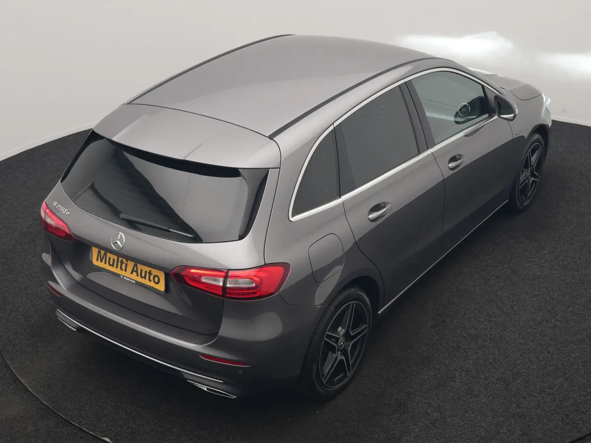 250 e Business Line PHEV 218pk Dealer O.H. | SOH 95% | Stoelverwarming | Apple Carplay | Cruise Control | Widescreen Navi | Draadloze Telefoonlader | Park Assist | Lane Assist | DAB | LED Ko