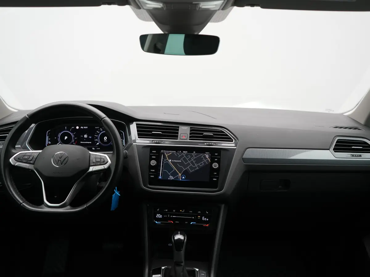 1.4 TSI eHybrid Elegance PHEV 245pk Dealer O.H. | SOH 88,4% | Trekhaak Af Fabriek | Adaptive Cruise | Camera | Alcantara Sportstoelen Massage & Verwarmd | Stuur Verwarmd | Apple Carplay | Na