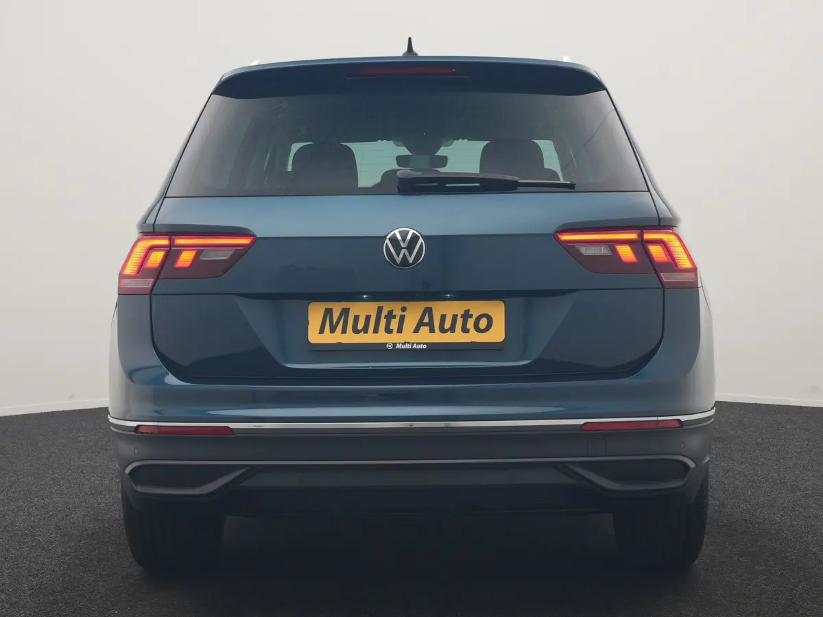 1.4 TSI eHybrid Elegance PHEV 245pk Dealer O.H. | SOH 88,4% | Trekhaak Af Fabriek | Adaptive Cruise | Camera | Alcantara Sportstoelen Massage & Verwarmd | Stuur Verwarmd | Apple Carplay | Na