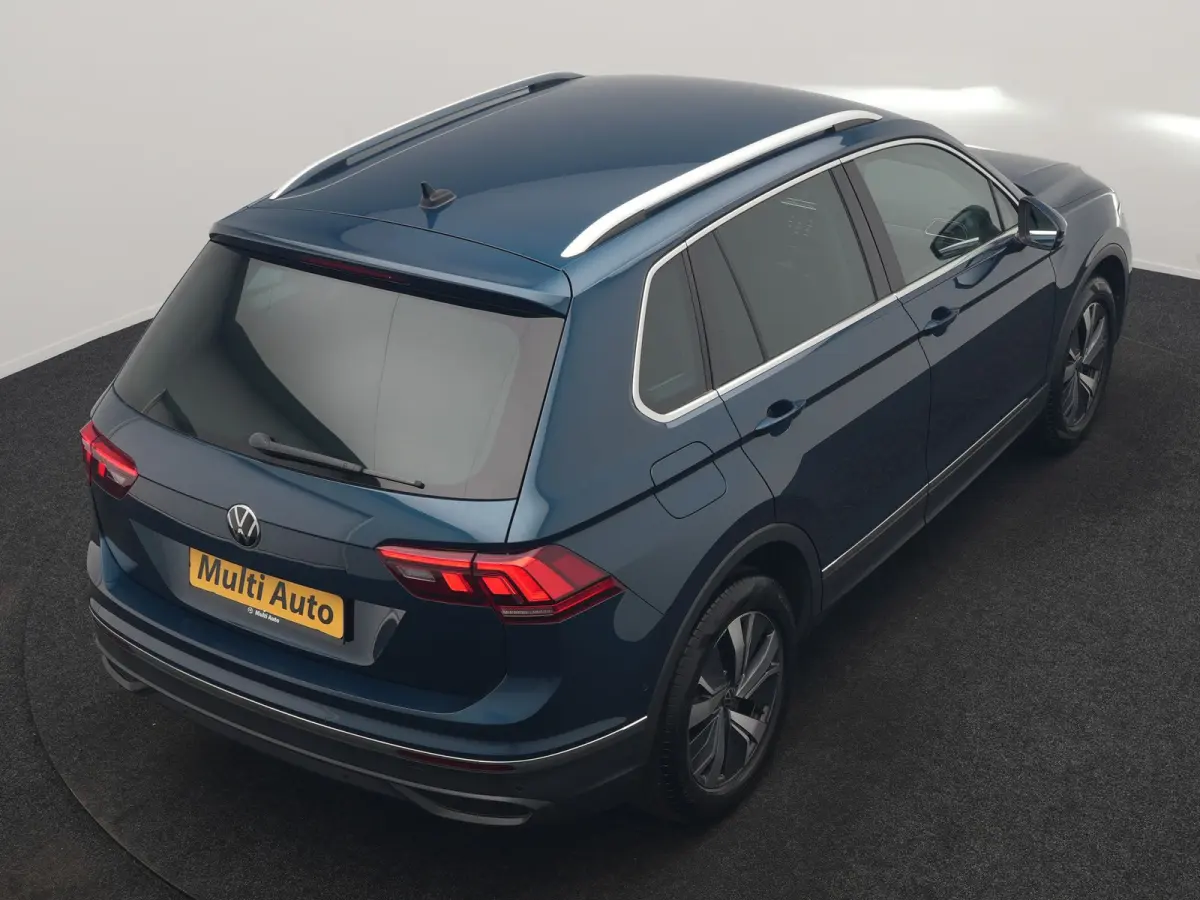 1.4 TSI eHybrid Elegance PHEV 245pk Dealer O.H. | SOH 88,4% | Trekhaak Af Fabriek | Adaptive Cruise | Camera | Alcantara Sportstoelen Massage & Verwarmd | Stuur Verwarmd | Apple Carplay | Na