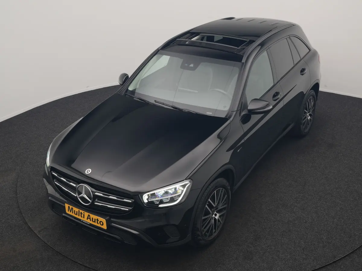4MATIC Premium PHEV 320pk Dealer O.H. | SOH 92,1% | Panodak | Camera | Sfeerverlichting | Sportstoelen Verwarmd | Apple Carplay | Navigatie | DAB | Plug In Hybrid |