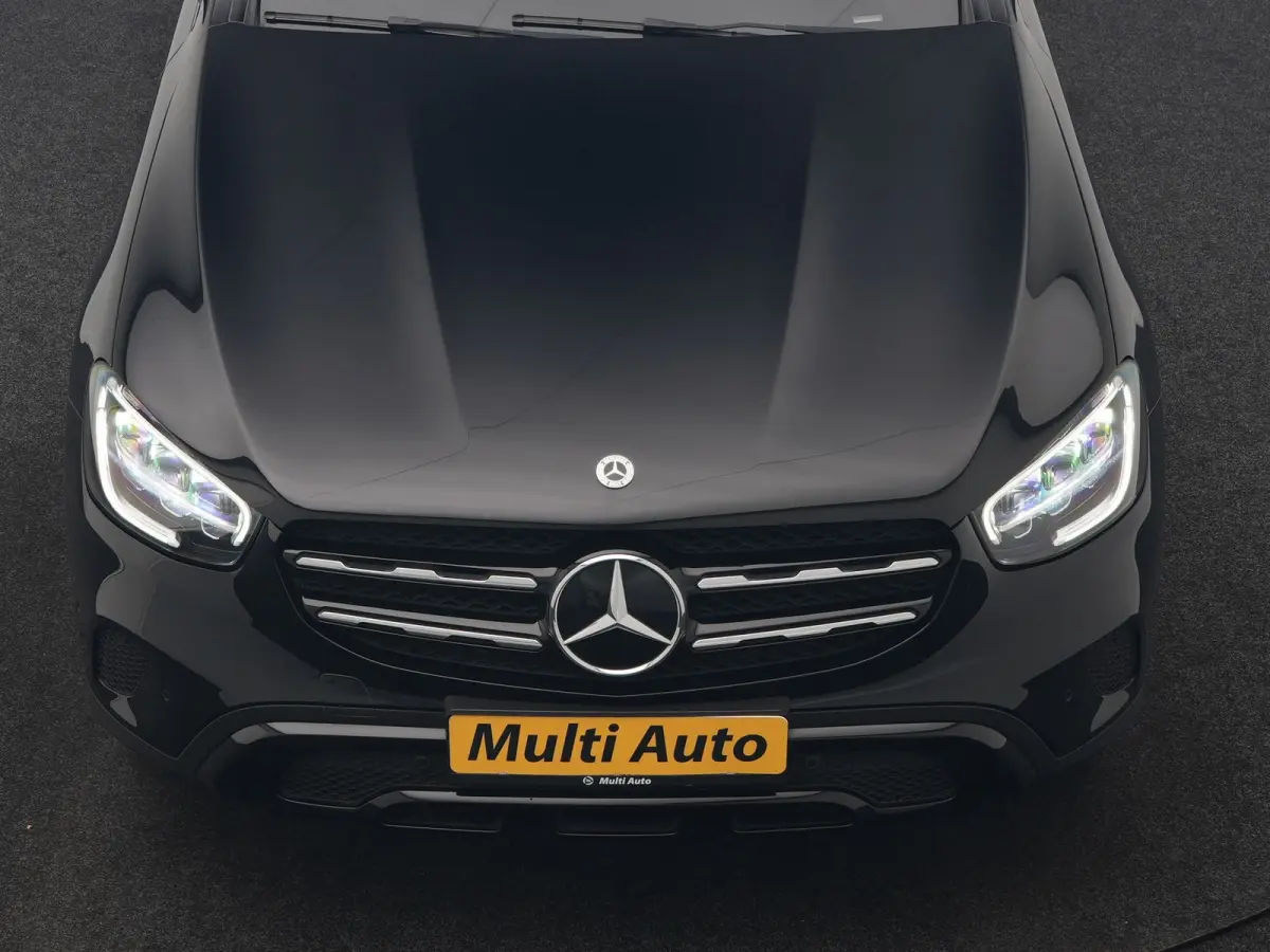 4MATIC Premium PHEV 320pk Dealer O.H. | SOH 92,1% | Panodak | Camera | Sfeerverlichting | Sportstoelen Verwarmd | Apple Carplay | Navigatie | DAB | Plug In Hybrid |