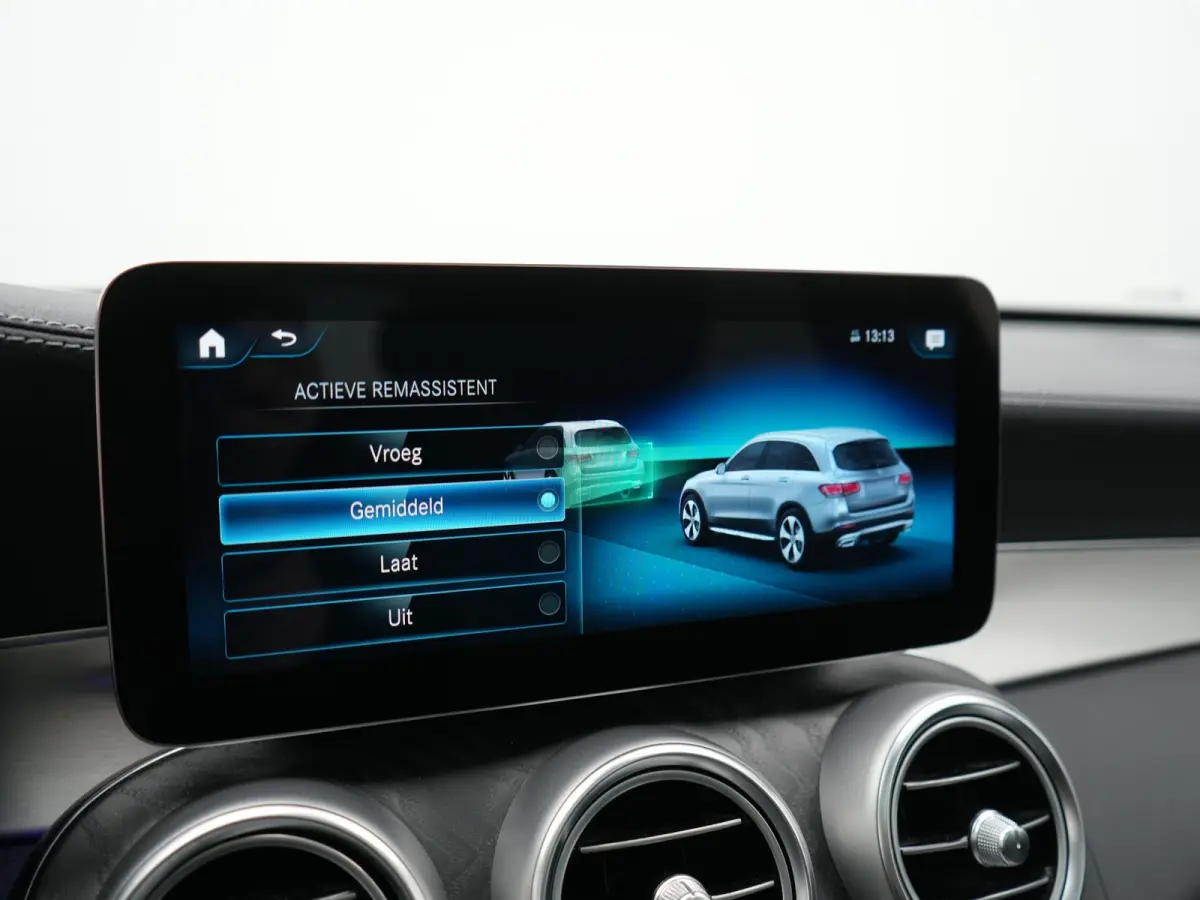 4MATIC Premium PHEV 320pk Dealer O.H. | SOH 92,1% | Panodak | Camera | Sfeerverlichting | Sportstoelen Verwarmd | Apple Carplay | Navigatie | DAB | Plug In Hybrid |