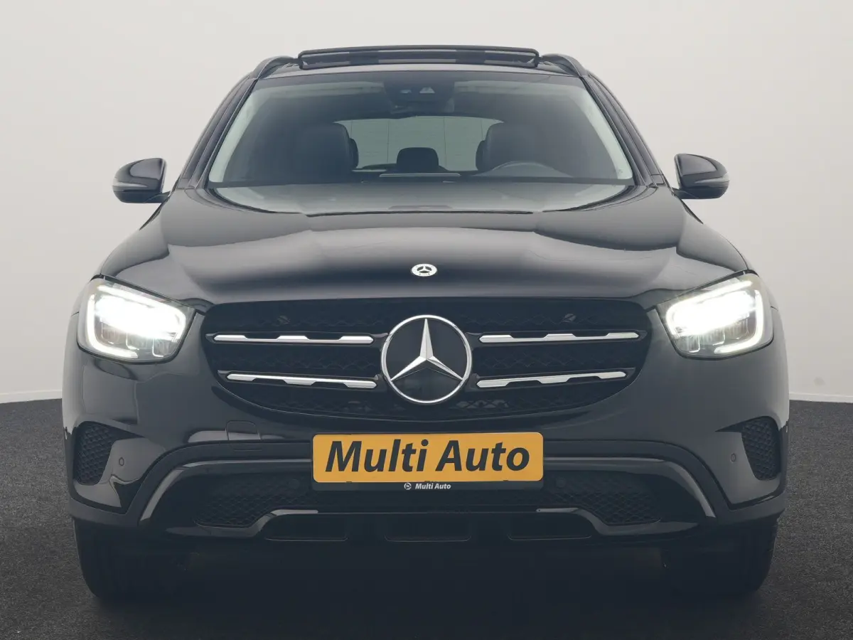 4MATIC Premium PHEV 320pk Dealer O.H. | SOH 92,1% | Panodak | Camera | Sfeerverlichting | Sportstoelen Verwarmd | Apple Carplay | Navigatie | DAB | Plug In Hybrid |