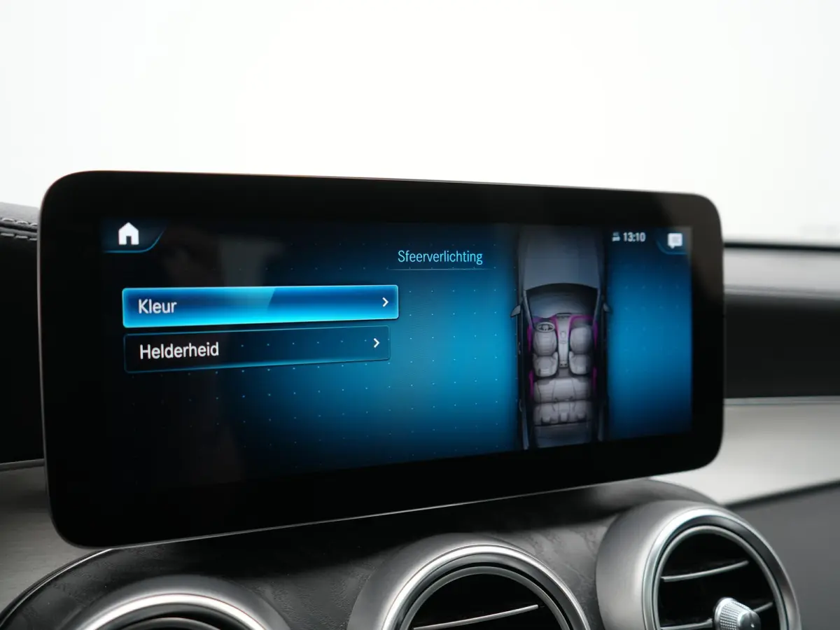 4MATIC Premium PHEV 320pk Dealer O.H. | SOH 92,1% | Panodak | Camera | Sfeerverlichting | Sportstoelen Verwarmd | Apple Carplay | Navigatie | DAB | Plug In Hybrid |