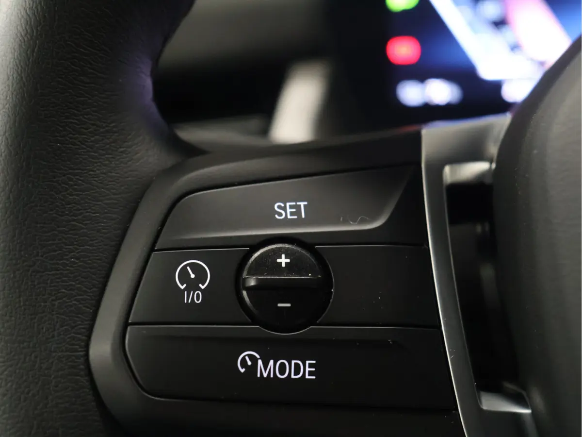 eDrive20 67 kWh [APPLE CARPLAY, ANDROID, CRUISE CONTROL, DIGITAL DASH, CAMERA, PDC V+A, SPORT, CLIMATE CONTROL, ELEKTRISCHE ACHTERKLEP,  NAVIGATIE, BLUETOOTH, NIEUWSTAAT]