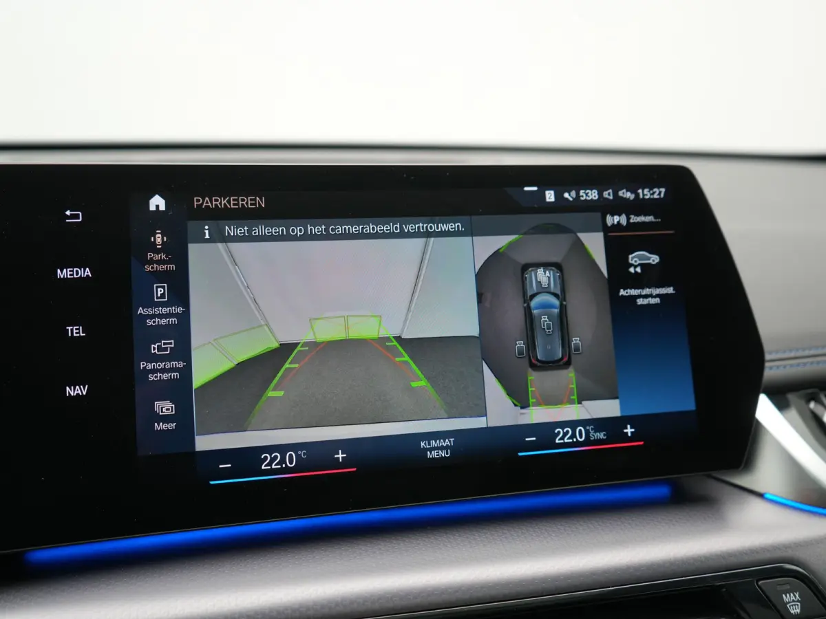 xDrive30e M Sport PHEV 326pk Dealer O.H. | SOH 95,9% | Trekhaak Af Fabriek | Panodak | Head Up | Adaptive Cruise | 360 Camera | Harman / Kardon | Alcantara Sportstoelen Massage & Memory | BL
