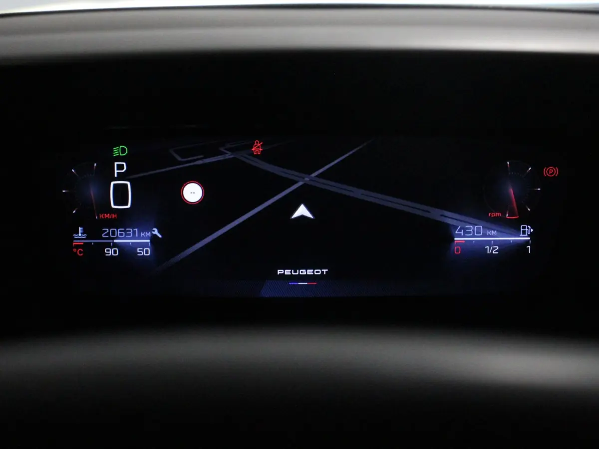 1.2 PureTech 130pk Automaat GT SW Climate control Adaptive cruise control Parkeersensoren Achteruitrijcamera Navigatie Voorstoelen verwarmd LED Apple Carplay/ Android Auto