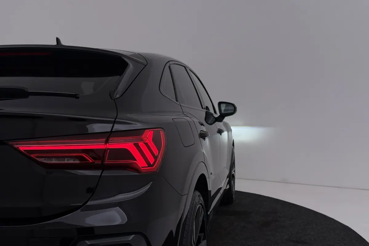 35 TFSI S-Line Edition | Adap. Cruise | CarPlay | Digital Cockpit | Sportstoelen | Stoelverwarming |