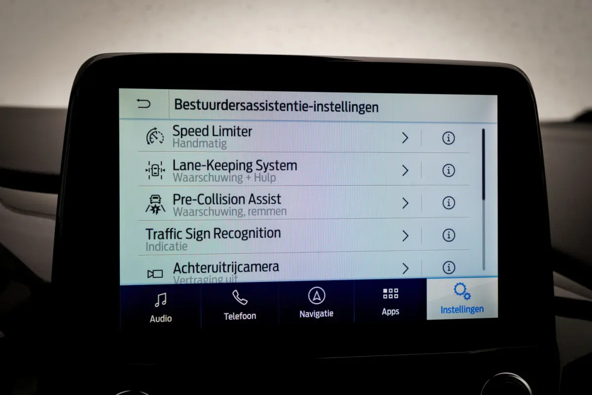 1.0 124 Pk EcoBoost ST-Line I NL Auto 1e Eig. I LED I Navi I Camera
