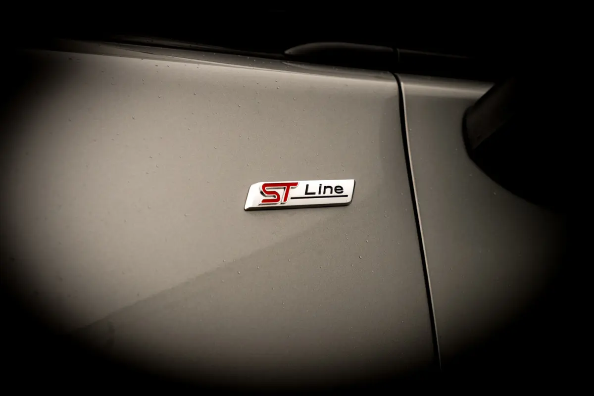 1.0 124 Pk EcoBoost ST-Line I NL Auto 1e Eig. I LED I Navi I Camera