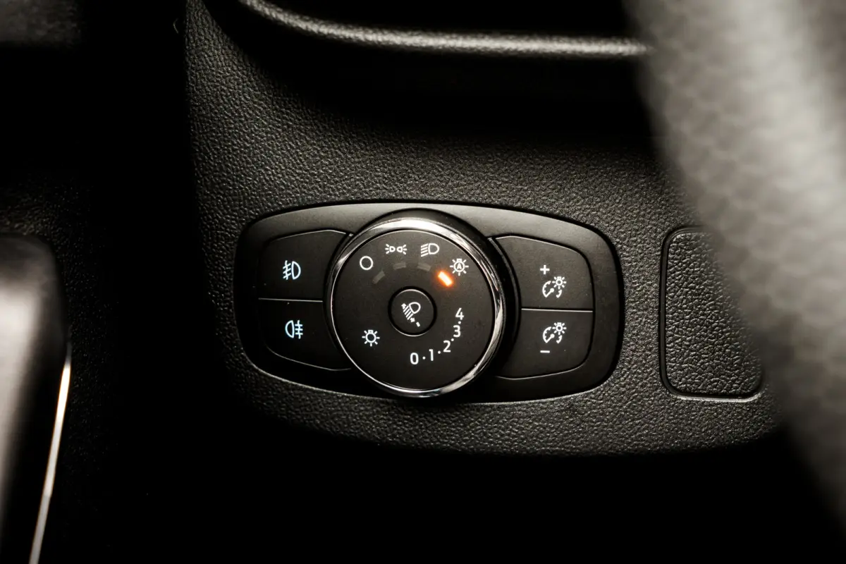 1.0 124 Pk EcoBoost ST-Line I NL Auto 1e Eig. I LED I Navi I Camera