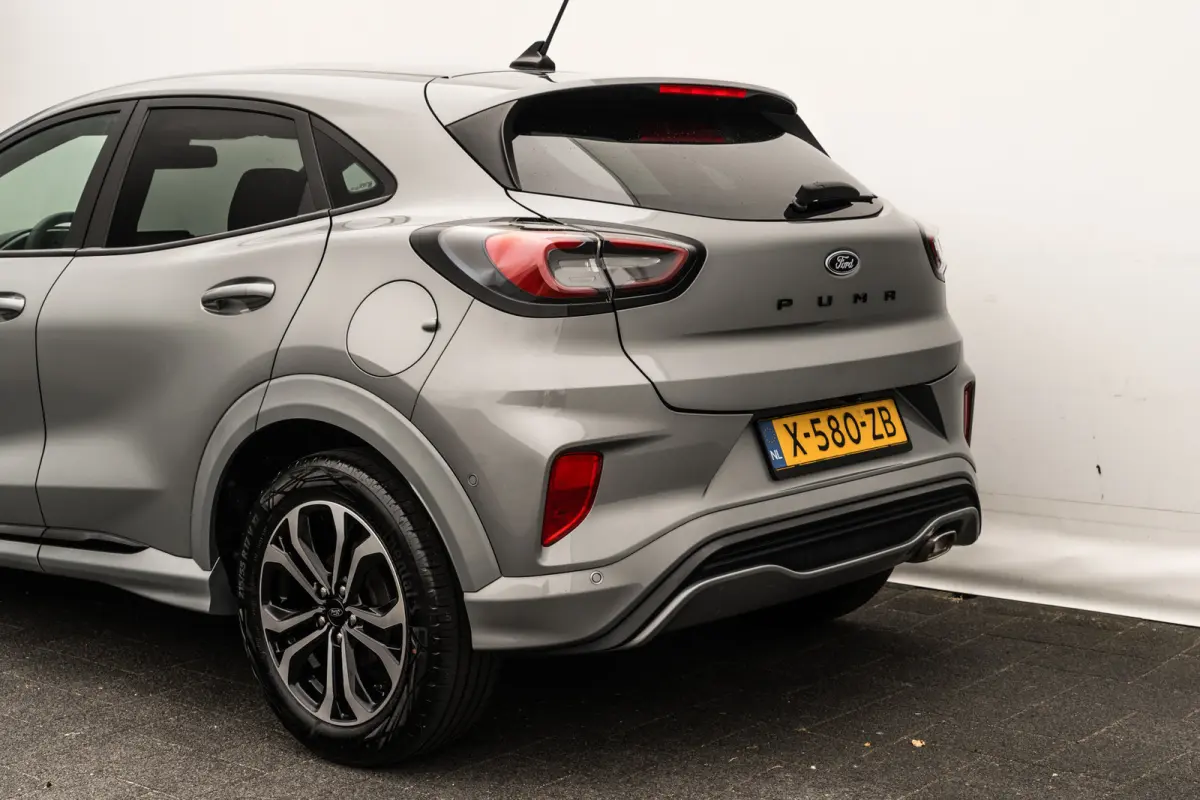 1.0 124 Pk EcoBoost ST-Line I NL Auto 1e Eig. I LED I Navi I Camera