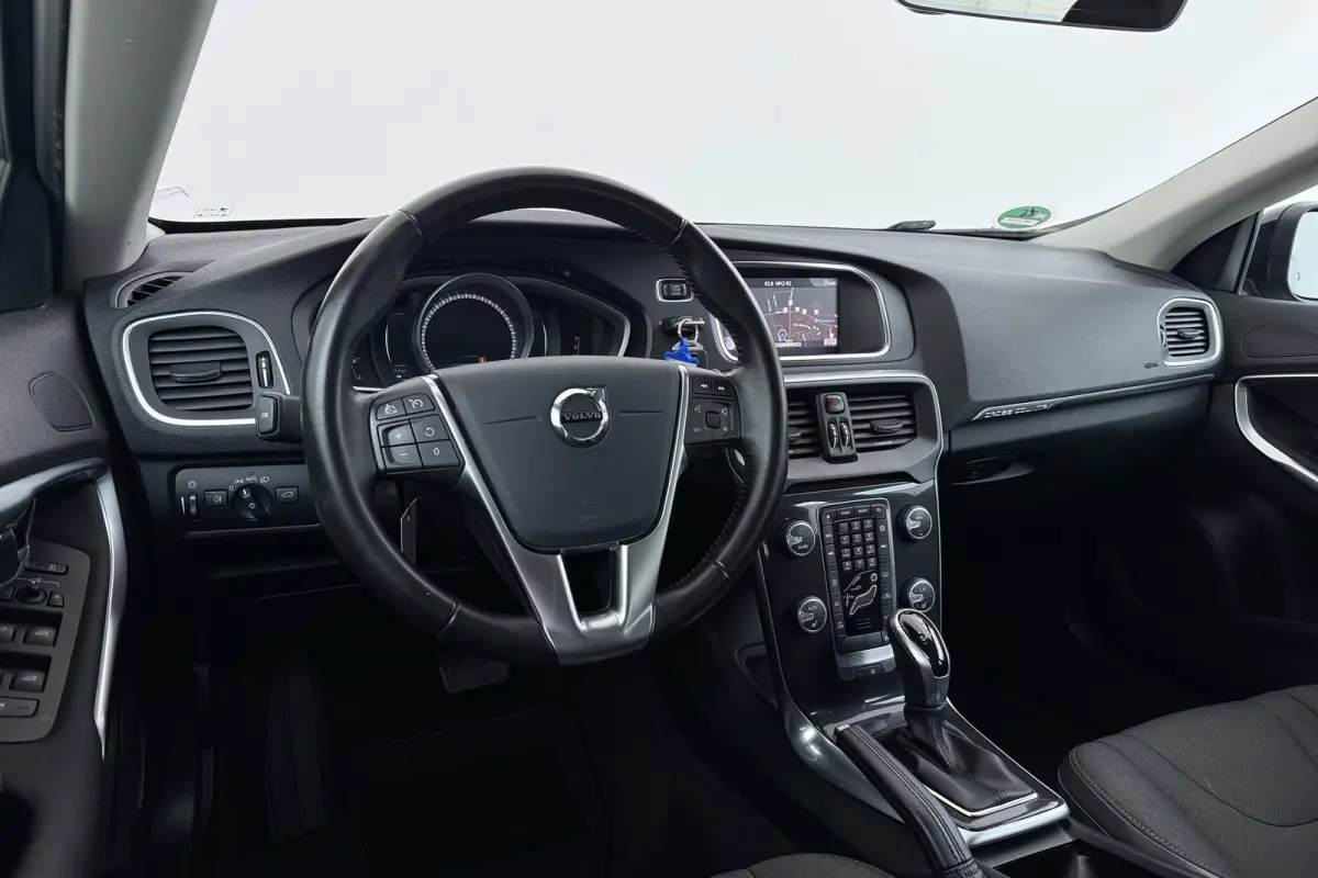 1.5 T3 Nordic+ | Trekhaak | Camera | Keyless | Navigatie | Stoelverwarming |