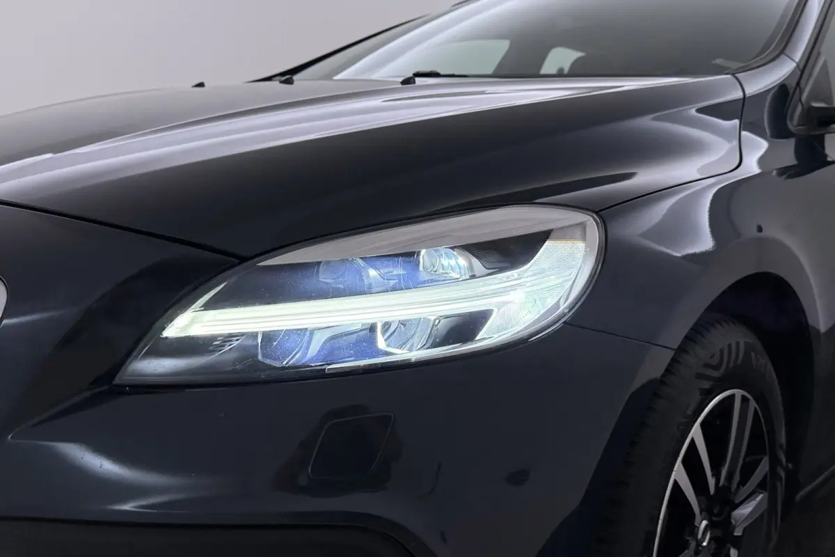 1.5 T3 Nordic+ | Trekhaak | Camera | Keyless | Navigatie | Stoelverwarming |