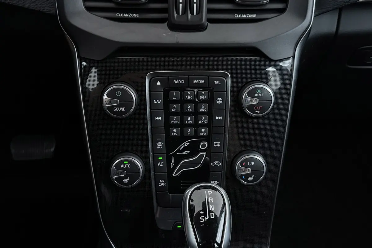 1.5 T3 Nordic+ | Trekhaak | Camera | Keyless | Navigatie | Stoelverwarming |