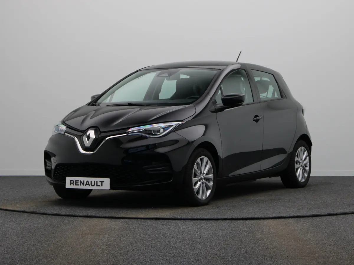R135 Intens 52 kWh | Koopaccu | CCS Snelladen | Stoelverwarming | Apple Carplay / Android Auto |