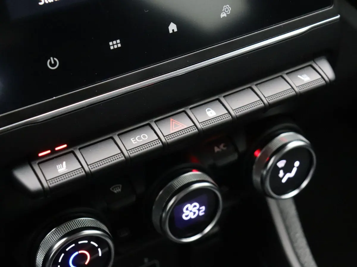 R135 Intens 52 kWh | Koopaccu | CCS Snelladen | Stoelverwarming | Apple Carplay / Android Auto |