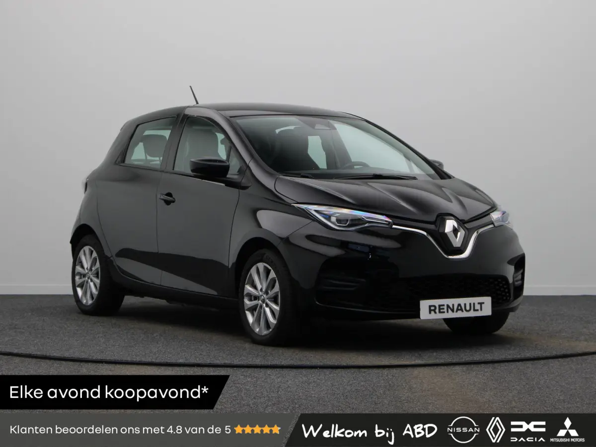 R135 Intens 52 kWh | Koopaccu | CCS Snelladen | Stoelverwarming | Apple Carplay / Android Auto |