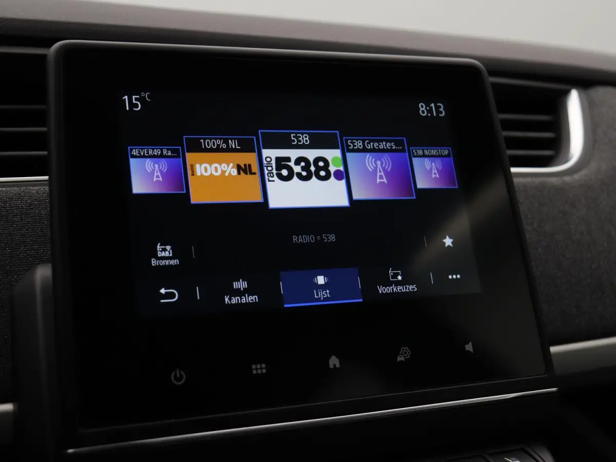 R135 Intens 52 kWh | Koopaccu | CCS Snelladen | Stoelverwarming | Apple Carplay / Android Auto |