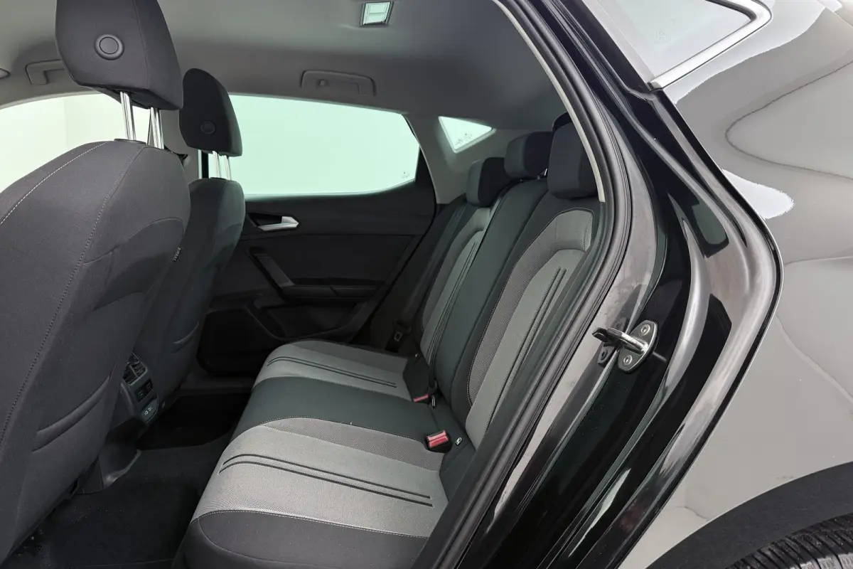 1.0 TSI Style Launch Edition | Org NL | Digital Cockpit | CarPlay | 3-Zone Climate Control | PDC | Adap. Cruise |