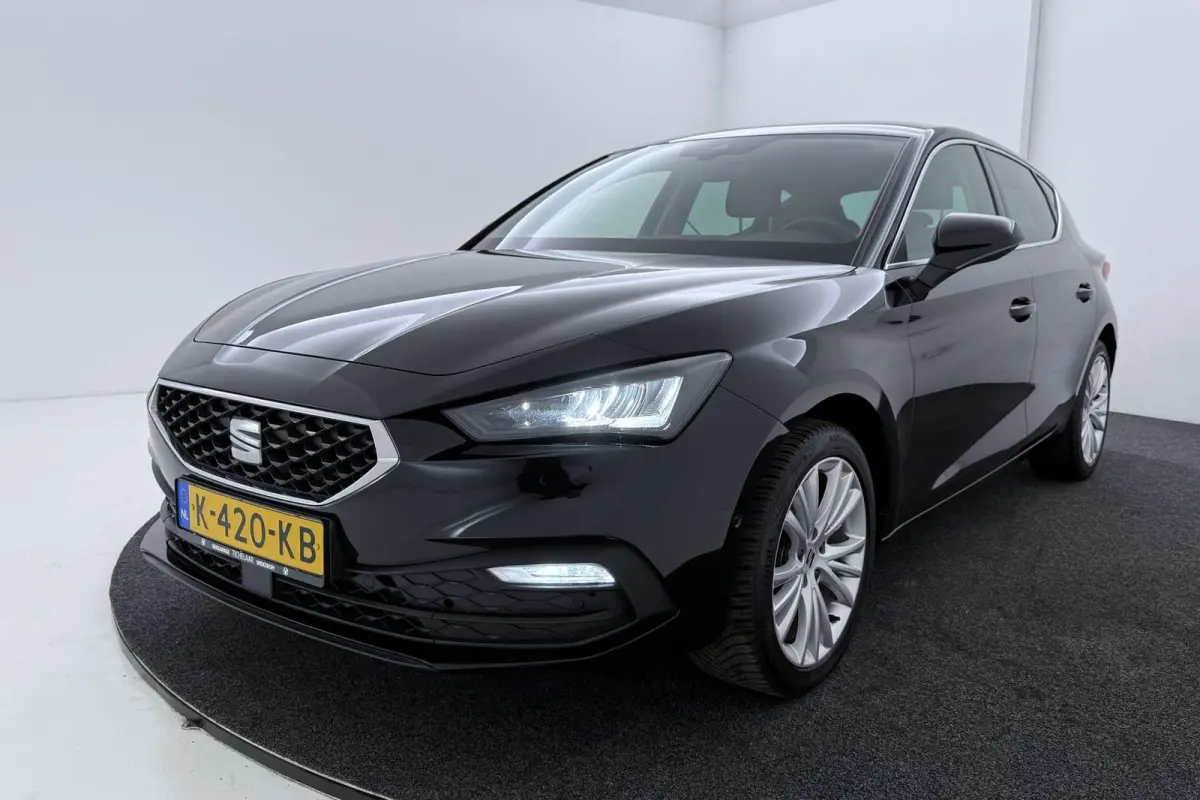 1.0 TSI Style Launch Edition | Org NL | Digital Cockpit | CarPlay | 3-Zone Climate Control | PDC | Adap. Cruise |