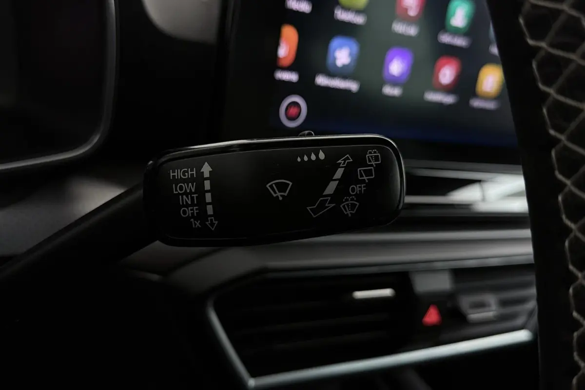 1.0 TSI Style Launch Edition | Org NL | Digital Cockpit | CarPlay | 3-Zone Climate Control | PDC | Adap. Cruise |