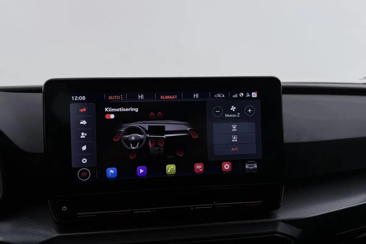 1.0 TSI Style Launch Edition | Org NL | Digital Cockpit | CarPlay | 3-Zone Climate Control | PDC | Adap. Cruise |