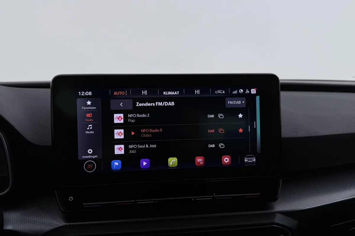 1.0 TSI Style Launch Edition | Org NL | Digital Cockpit | CarPlay | 3-Zone Climate Control | PDC | Adap. Cruise |