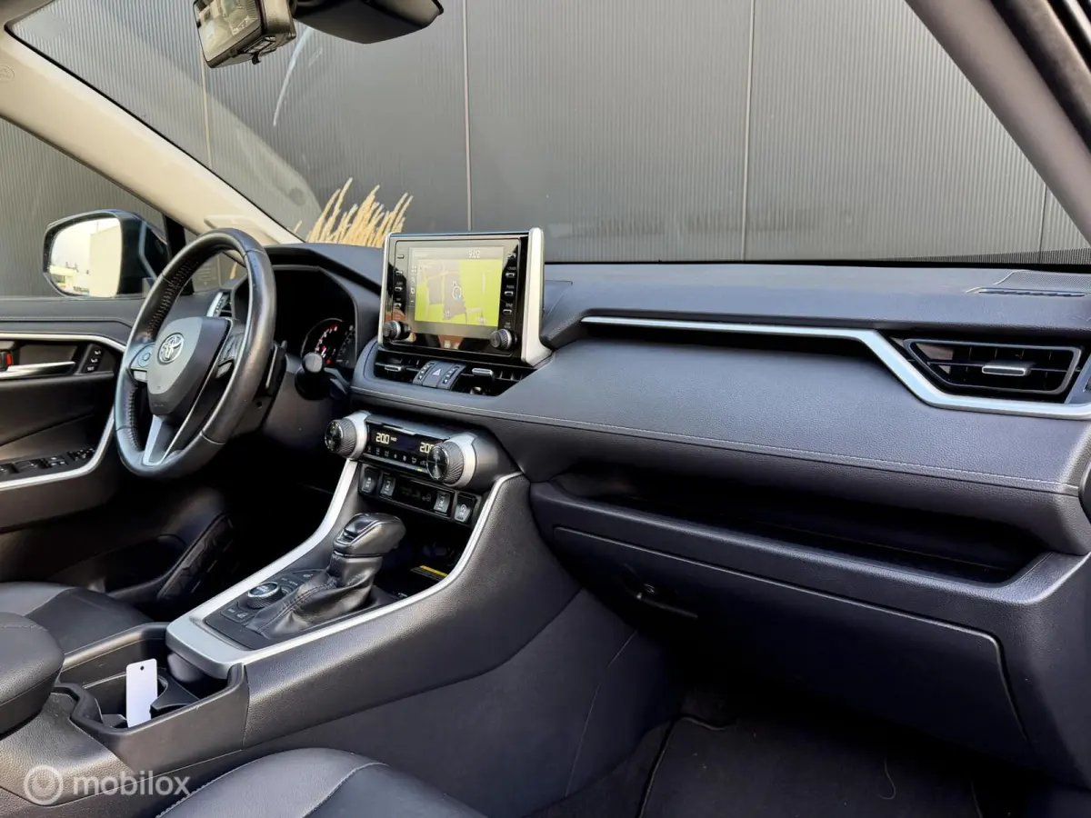 2.0 VVT-i AWD Executive Automaat I Pano I Leder