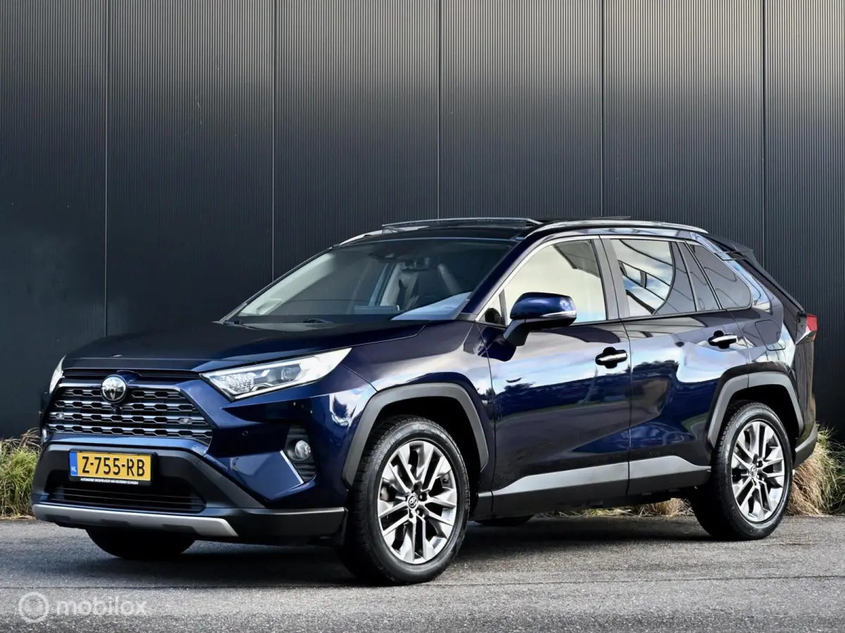 2.0 VVT-i AWD Executive Automaat I Pano I Leder