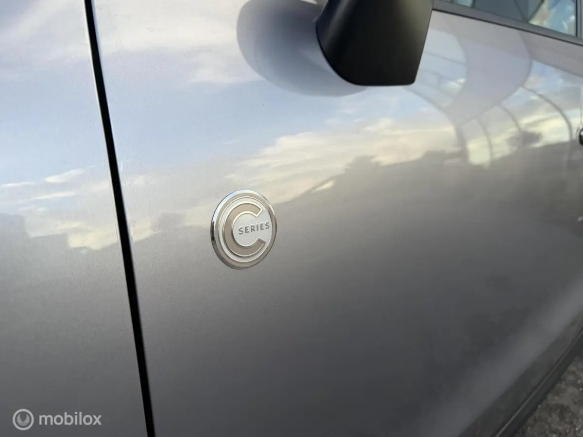 C-Series 130pk I Automaat I Carplay I