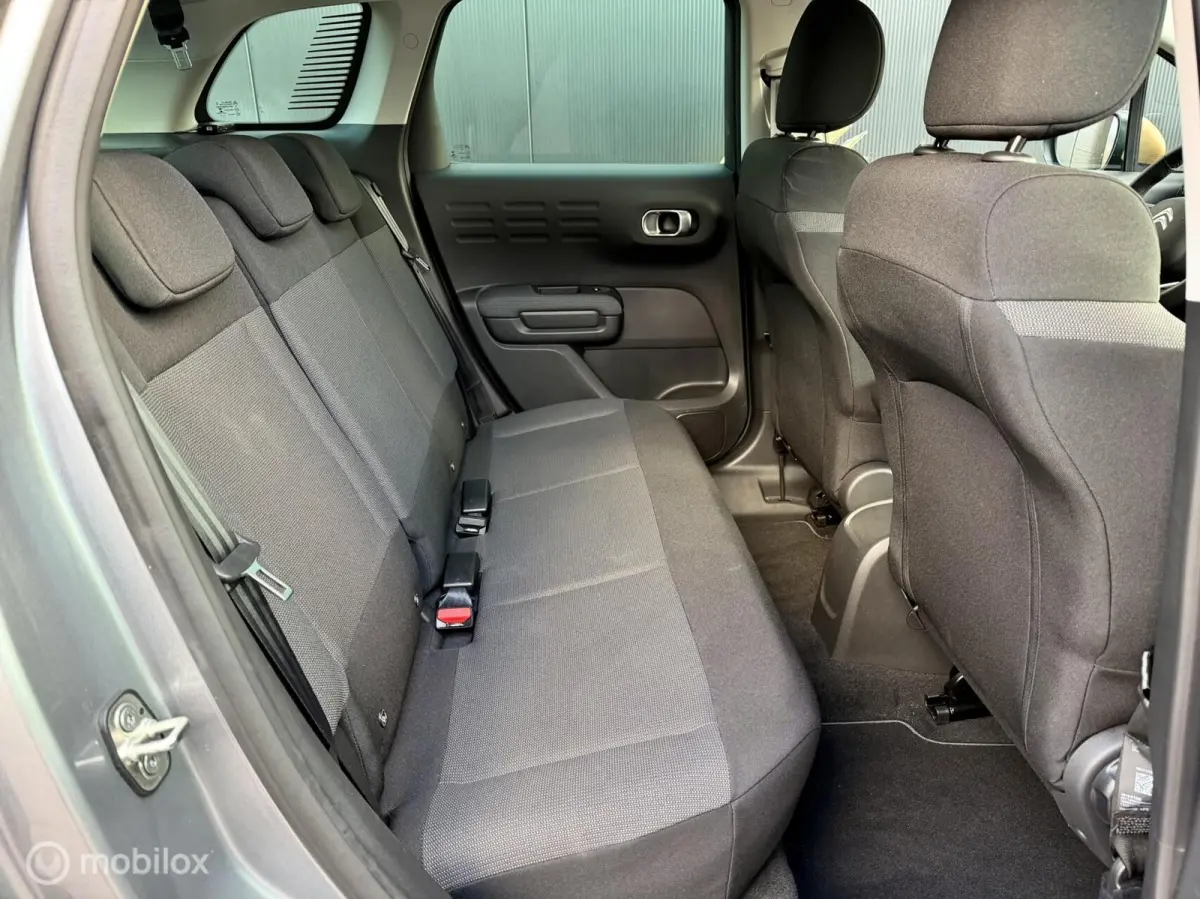 C-Series 130pk I Automaat I Carplay I