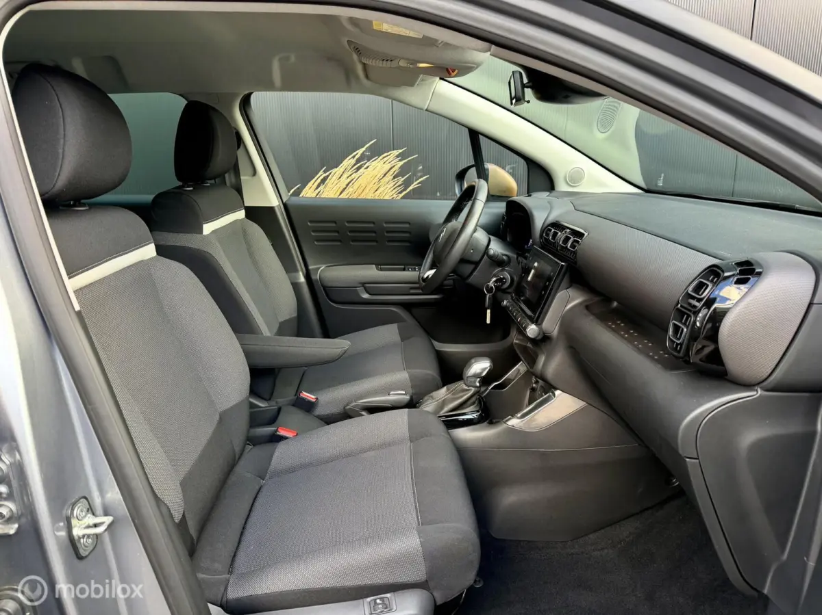 C-Series 130pk I Automaat I Carplay I