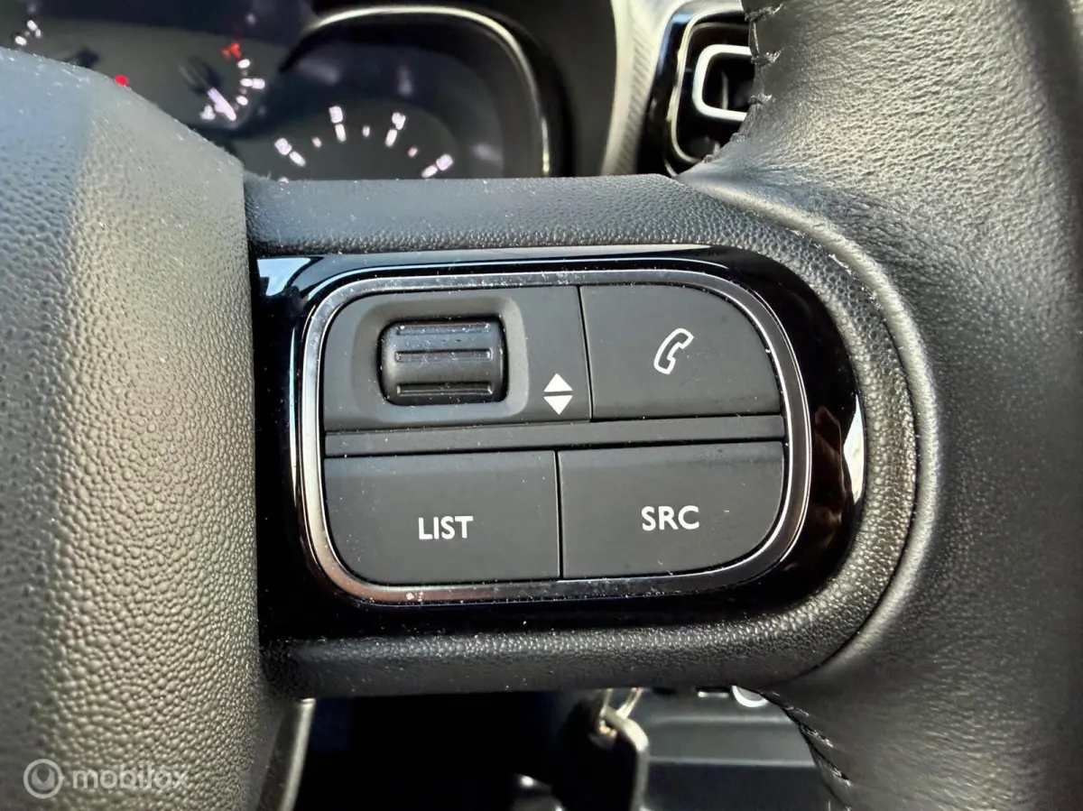 C-Series 130pk I Automaat I Carplay I