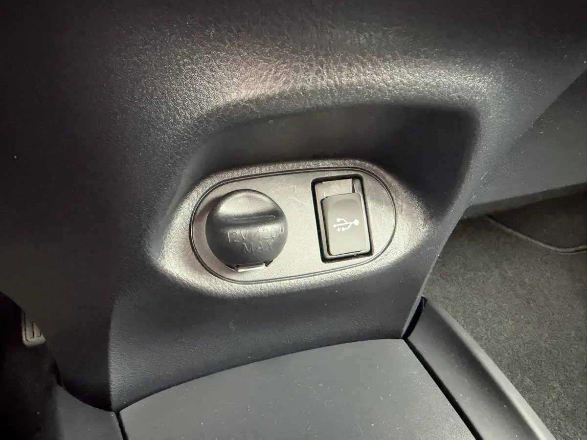 1.5 VVT-i Active | Camera | Trekhaak | NAP | Cruise Control