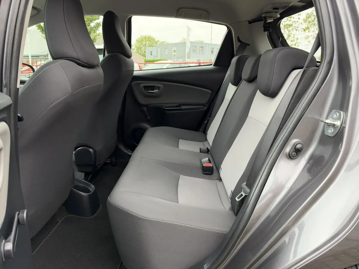 1.5 VVT-i Active | Camera | Trekhaak | NAP | Cruise Control